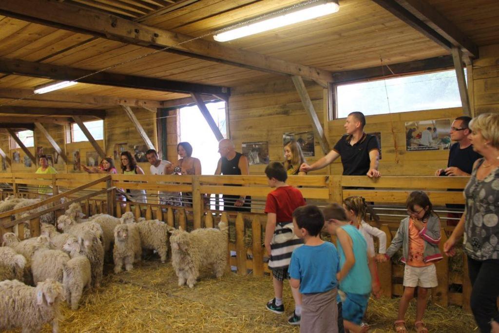 Camping Maeva Escapades Au P'Tit Bonheur Peyrillac-et-Millac Luaran gambar